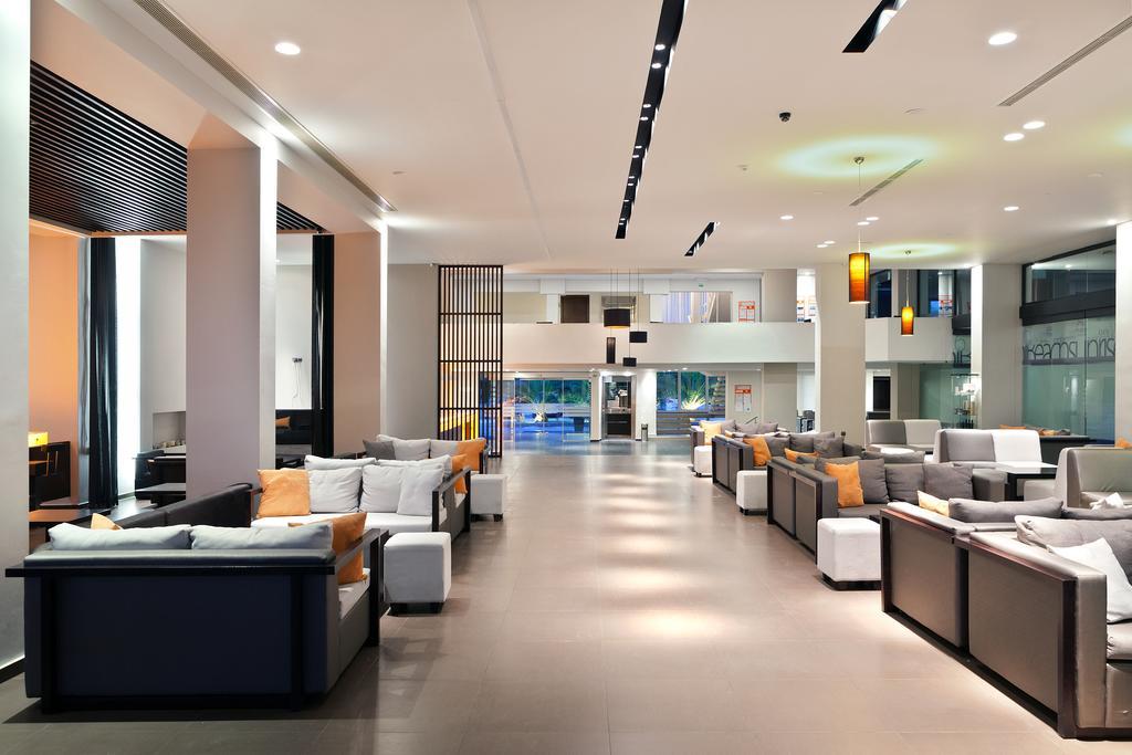 Long Beach Hotel & Resort Longos  Ngoại thất bức ảnh