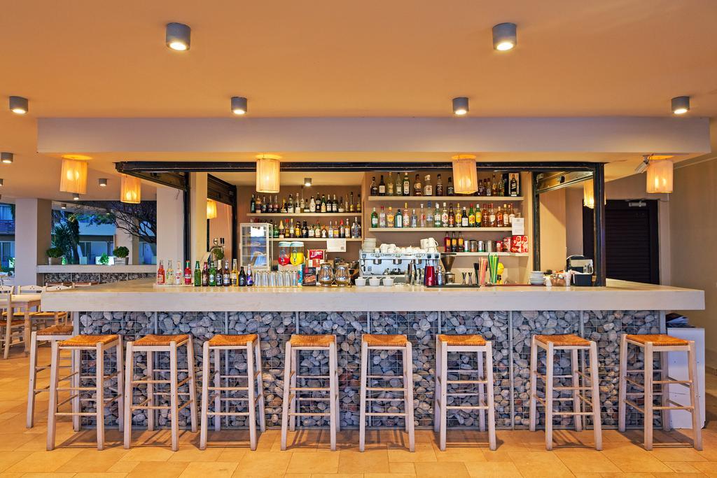 Long Beach Hotel & Resort Longos  Ngoại thất bức ảnh